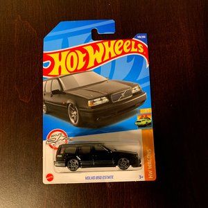 Hot Wheels VOLVO 850 ESTATE
